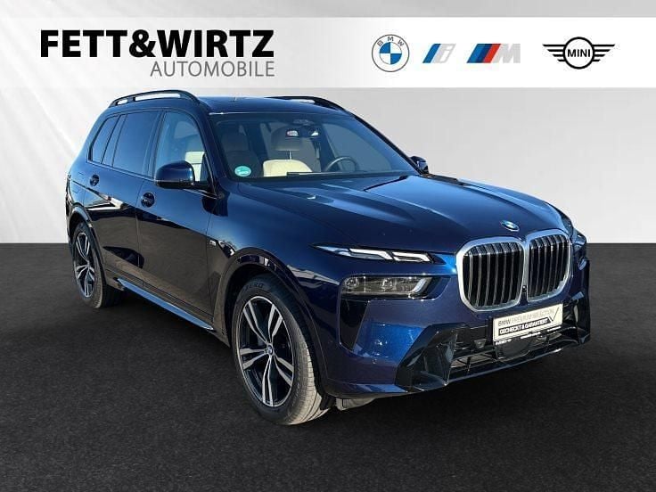 Gebraucht BMW X7 M Sport 352 PS (258 kW) 2025 SUV