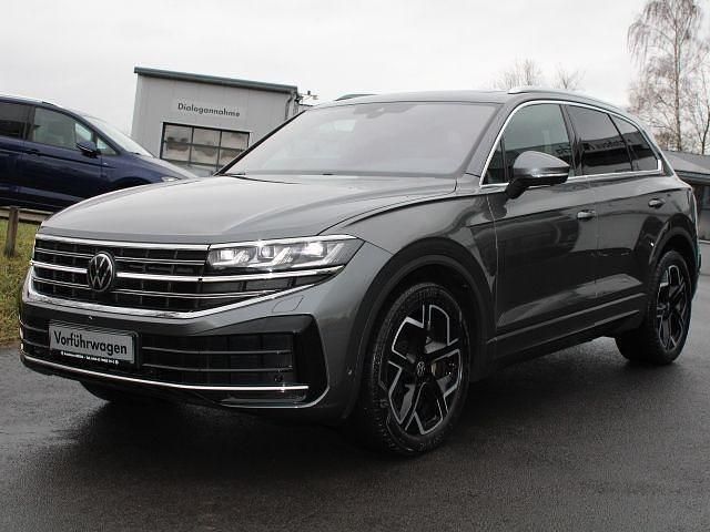 Gebraucht VW Touareg Elegance 286 PS (210 kW) 2023 Quarzitgrau metallic SUV