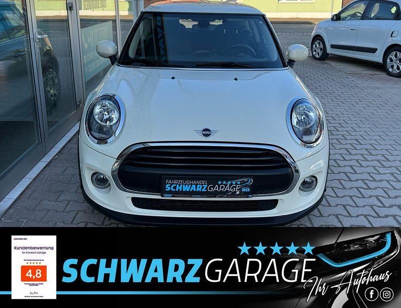 Gebraucht Mini ONE 110 PS (80 kW) 2021 Pepper (old english) white Kleinwagen