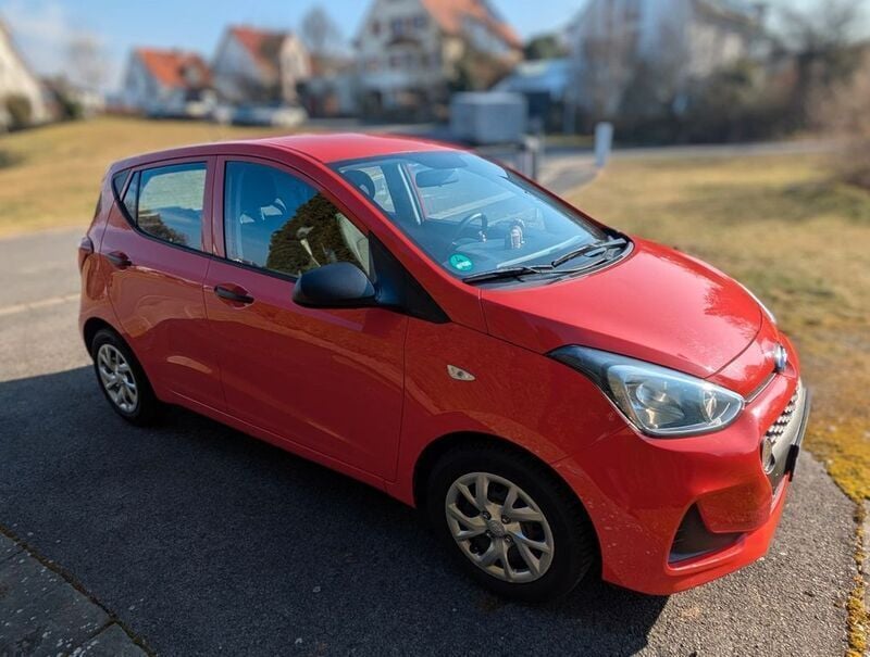 Rot Gebraucht 2018 Hyundai i10 Select Kleinwagen | 6.400 € (Fairer Preis) - Bild 1/4