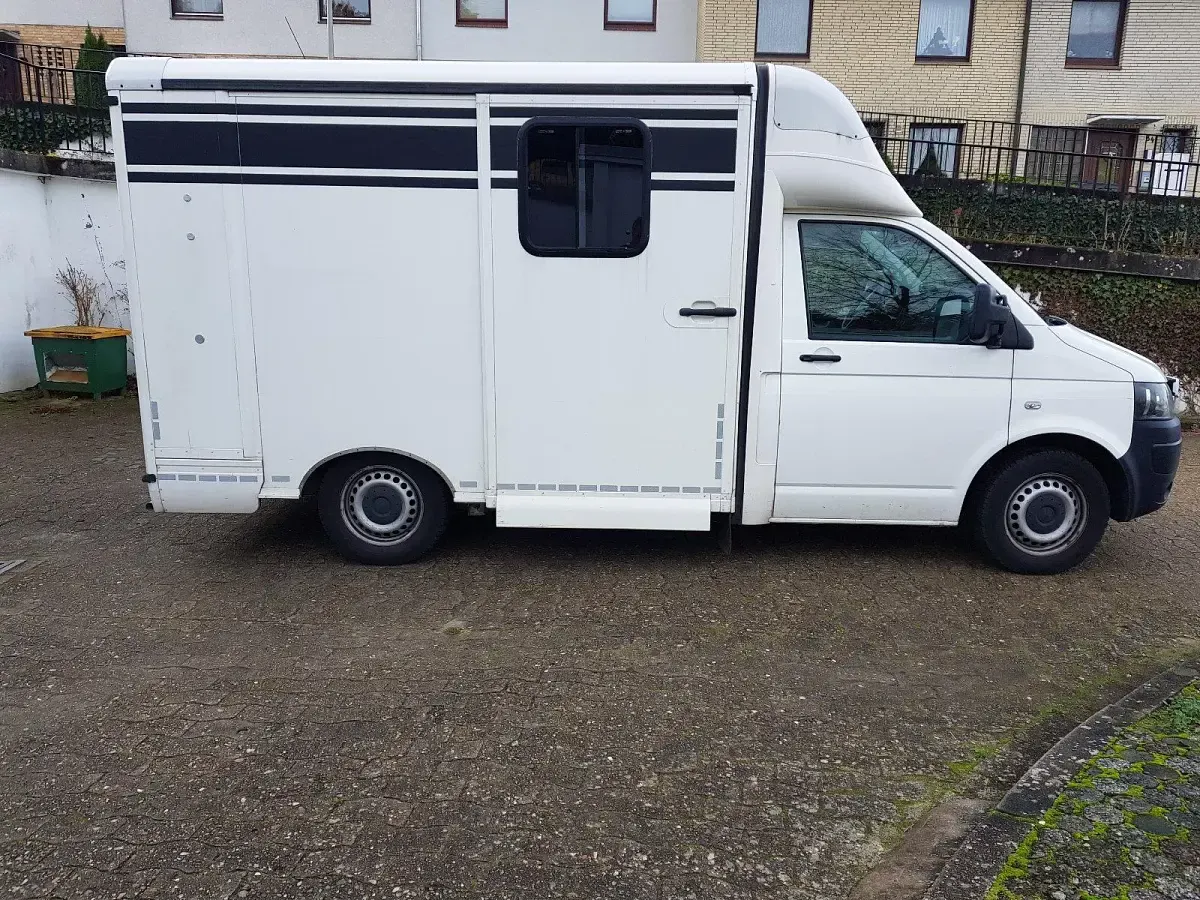 Gebraucht VW T5 140 PS (102 kW) 2014 Weiß Van