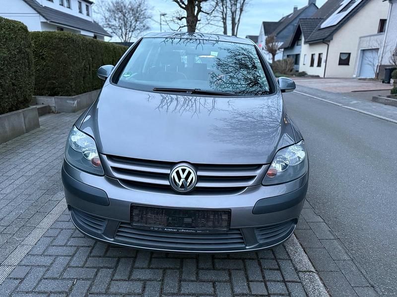 Gebraucht VW Golf IV 75 PS (55 kW) 2005 Grau Limousine
