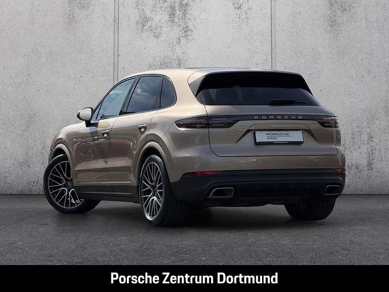 Second-hand Porsche Cayenne 340 CP (250 kW) 2019 Argintiu SUV