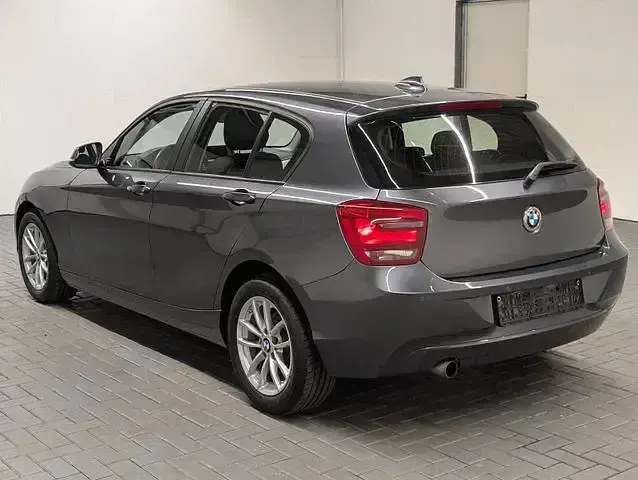 Gebraucht BMW 116 136 PS (100 kW) 2015 Mineralgraumet. Kleinwagen