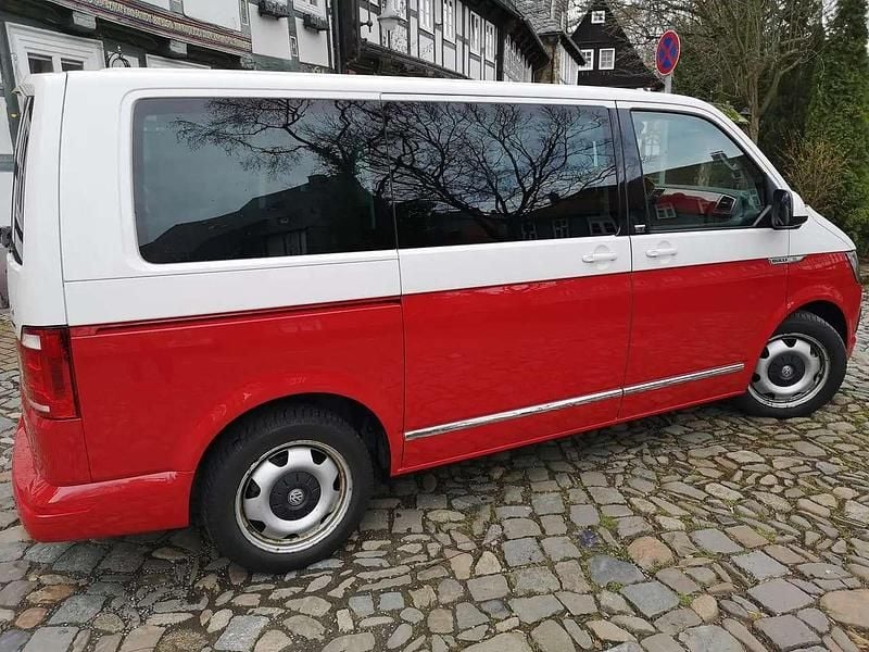 Gebraucht VW T6 Generation Six 204 PS (150 kW) 2016 Rot Van