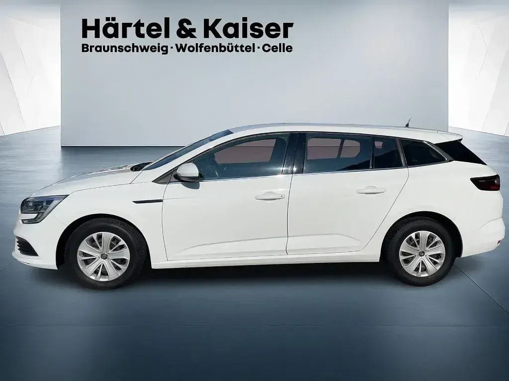 Gebraucht Renault Mégane IV Life 116 PS (85 kW) 2019 Weiß Limousine