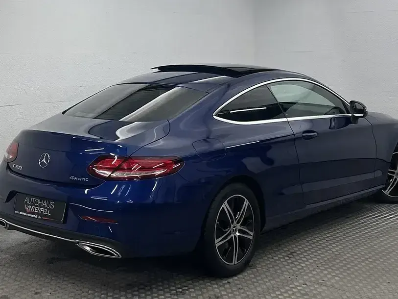 Gebraucht Mercedes C300 AMG 258 PS (189 kW) 2021 Brillantblau (metallic) Coupé