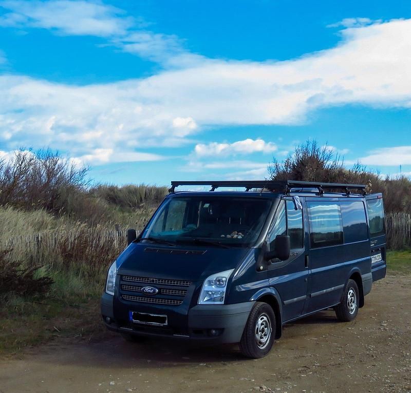 Gebraucht Ford Tourneo 101 PS (74 kW) 2011 Van / Kleinbus