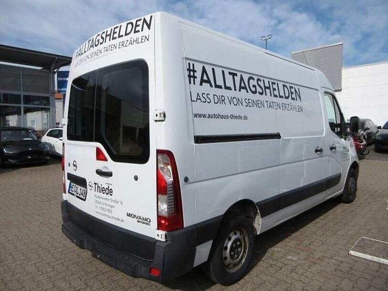 Gebraucht Opel Movano 136 PS (100 kW) 2015 Arktisweiss Van / Kleinbus