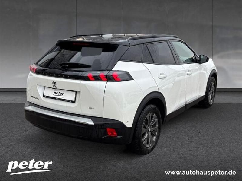 Gebraucht Peugeot e-2008 GT 100 kW (136 PS) 2021 Met. perlmutt weiß (metallic) SUV