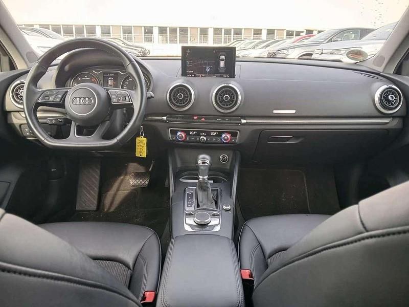 Gebraucht Audi A3 150 PS (110 kW) 2019 Mythosschwarz metallic Limousine