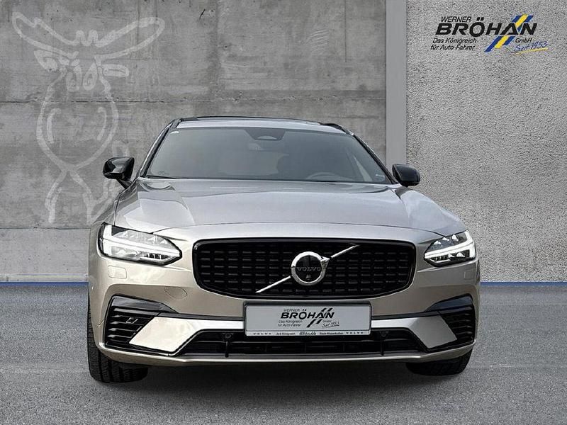 Gebraucht Volvo V90 Ultimate 455 PS (334 kW) 2022 Bright dusk / metallic Kombi