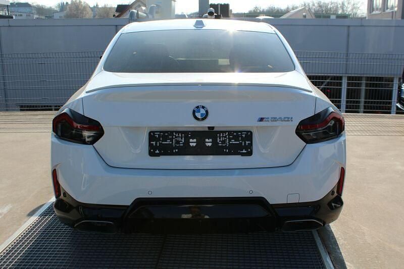 Gebraucht BMW M240 M Sport 374 PS (275 kW) 2023 Alpinweiß uni Coupé
