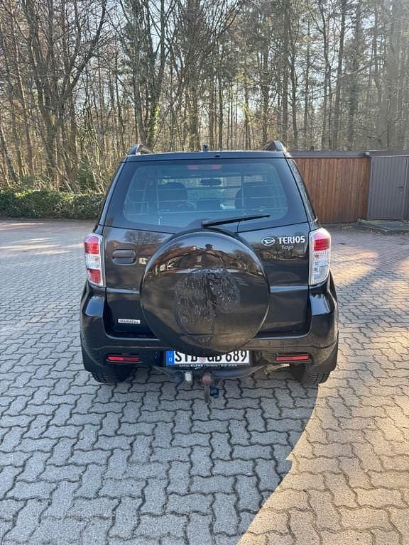 Gebraucht Daihatsu Terios 105 PS (77 kW) 2010 Schwarz SUV