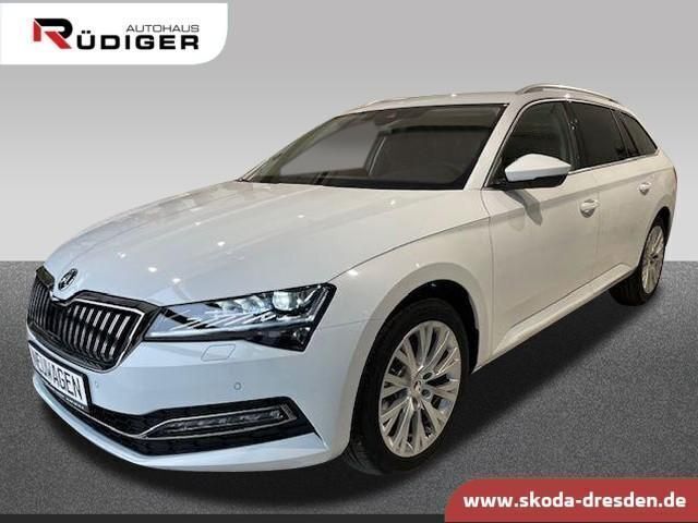 Weiß Gebraucht 2024 Skoda Superb Style Kombi | 37.440 € (Fairer Preis) - Bild 1/4