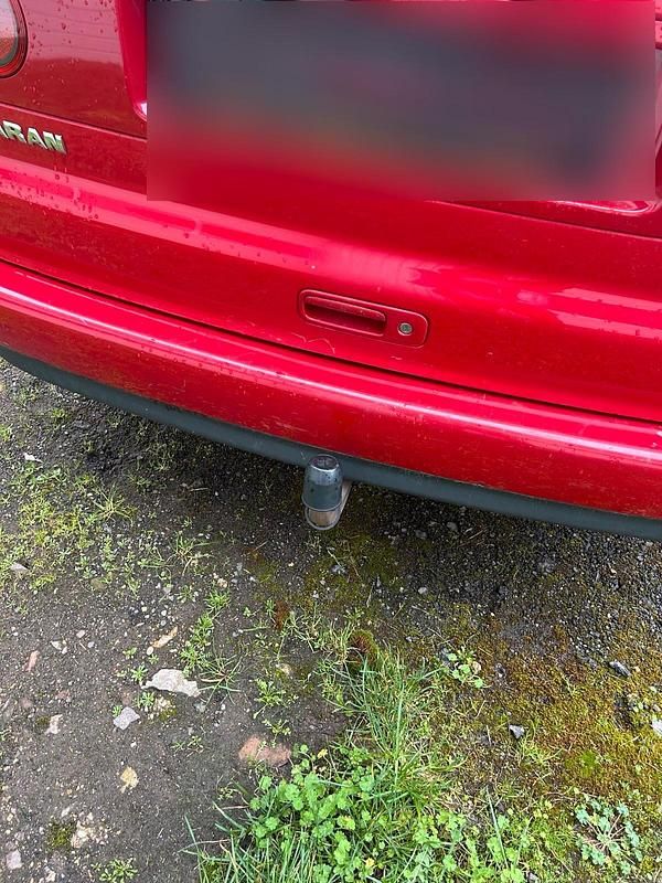 Gebraucht VW Sharan 114 PS (83 kW) 2009 Rot Van / Kleinbus