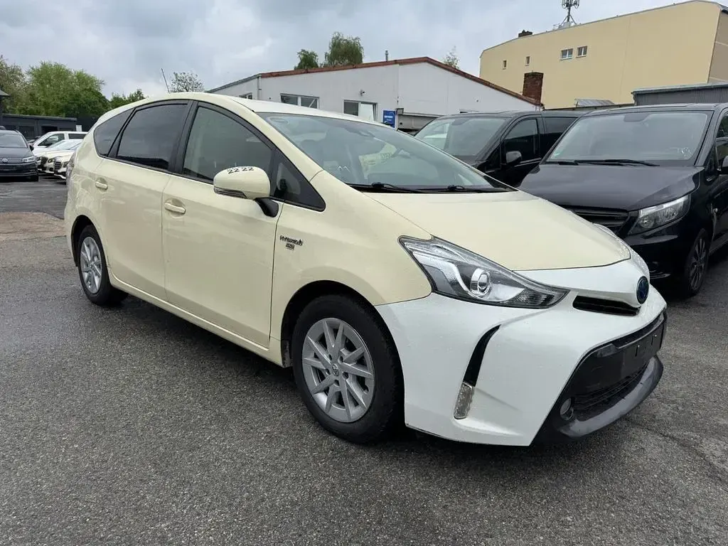 Gebraucht Toyota Prius+ 2021 Weiß Van / Kleinbus