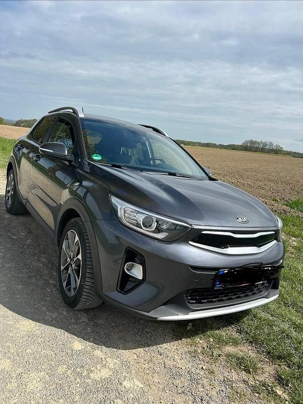 Second-hand Kia Stonic 101 CP (74 kW) 2020 Gri SUV