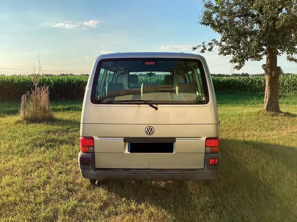 Gebraucht VW Caravelle 102 PS (75 kW) 2001 Silber Van
