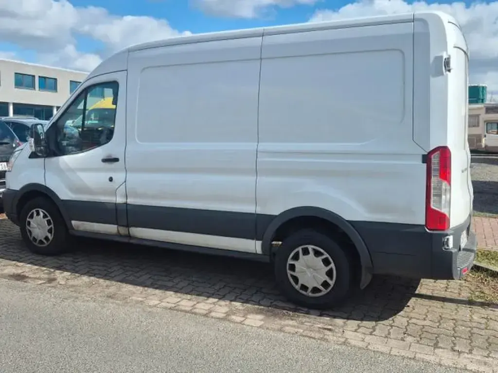 Gebraucht Ford Transit Trend 180 PS (132 kW) 2019 Andere Limousine