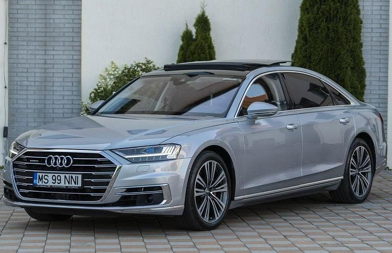 Silber Gebraucht 2018 Audi A8L Limousine | 41.500 € (Superpreis) - Bild 1/4