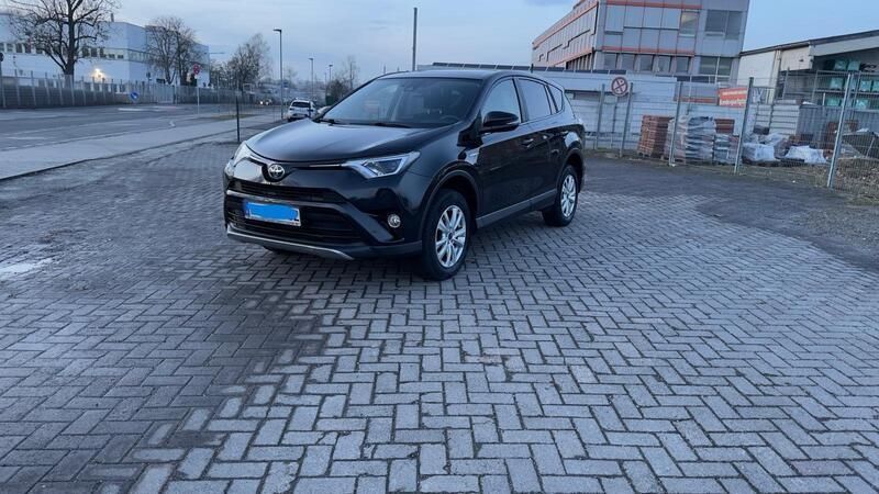 Schwarz Gebraucht 2017 Toyota RAV4 Hybrid SUV | 17.000 € (Guter Preis) - Bild 1/4