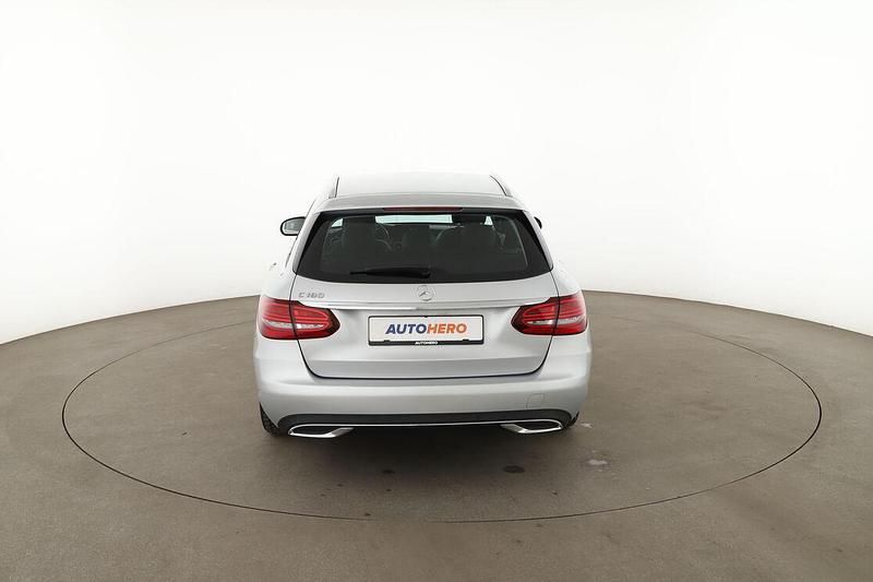 Gebraucht Mercedes C180 Avantgarde 156 PS (114 kW) 2020 Silber Kombi