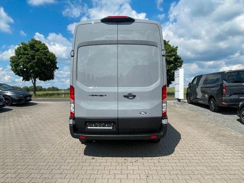 Gebraucht Ford Transit Trend 131 PS (96 kW) 2025 Grau Van / Kleinbus