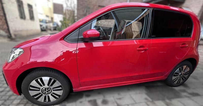 Gebraucht VW e-up! United 61 kW (83 PS) 2021 Rot Kleinwagen