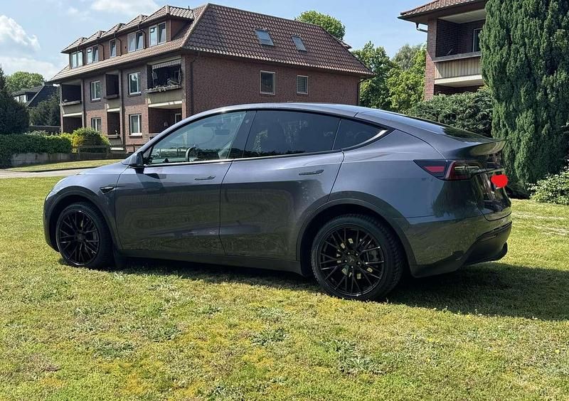 Gebraucht Tesla Model Y 378 kW (514 PS) 2022 Grau SUV