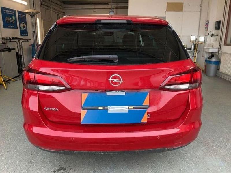 Gebraucht Opel Astra 147 PS (108 kW) 2021 Andere Limousine