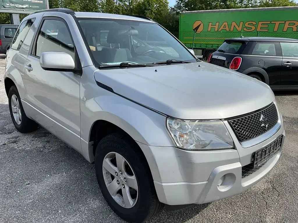 Gebraucht Suzuki Grand Vitara Comfort 106 PS (77 kW) 2008 Silber SUV