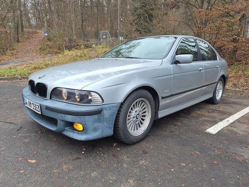 Gebraucht BMW 520 M Sport 150 PS (110 kW) 1998 Silber Limousine
