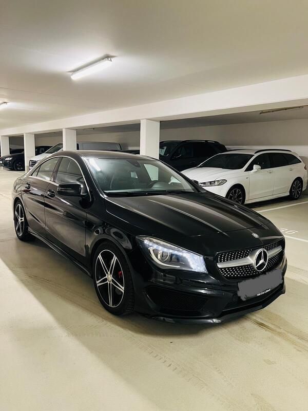 Schwarz Gebraucht 2016 Mercedes CLA220 Sport Limousine | 15.500 € (Fairer Preis) - Bild 1/4