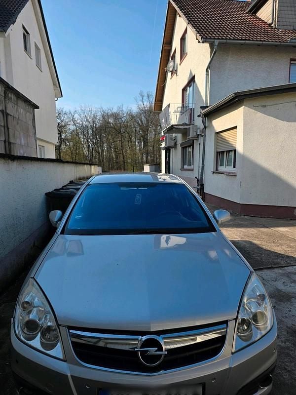 Gebraucht Opel Signum 155 PS (114 kW) 2008 Silber Kleinwagen