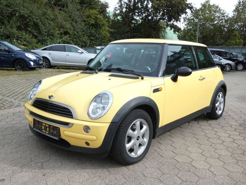 Second-hand Mini ONE 90 CP (66 kW) 2002 Galben Hatchback