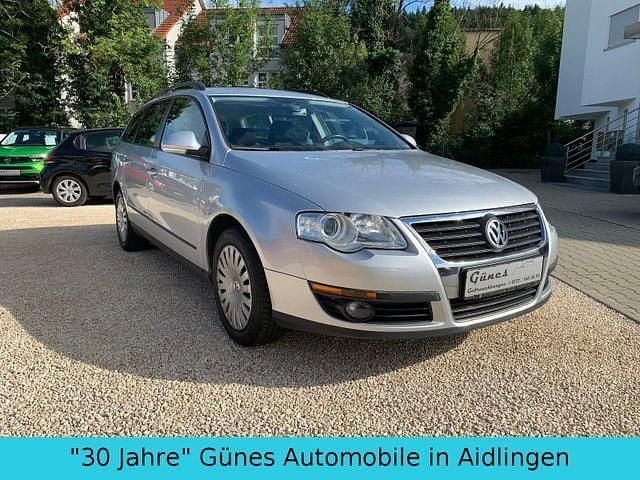Silber Gebraucht 2008 VW Passat Trendline Kombi | 2.500 € (Guter Preis) - Bild 1/4