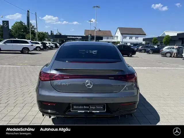 Gebraucht Mercedes EQE350 AMG 244 kW (333 PS) 2024 Lack selenitgrau Limousine