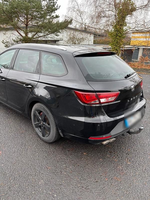 Second-hand Seat Leon FR 150 CP (110 kW) 2015 Negru Break