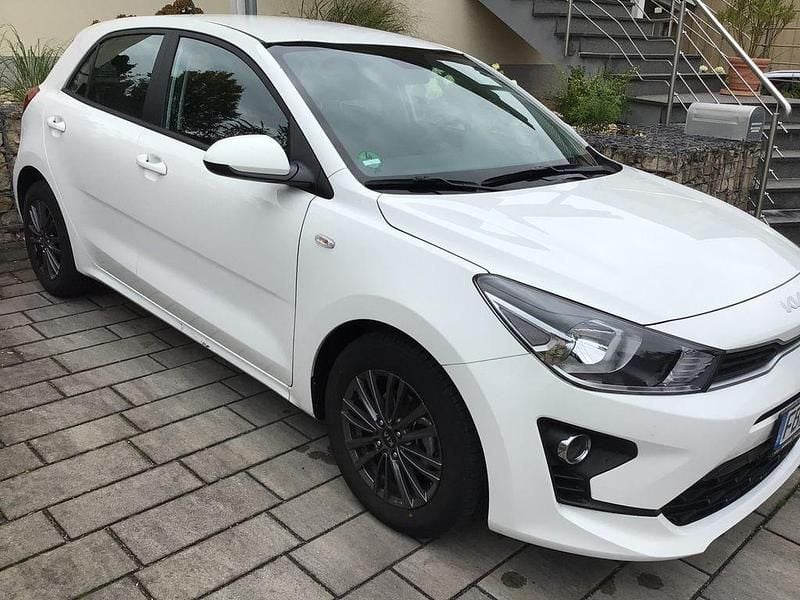 Gebraucht 2021 Kia Rio Limousine | 12.895 € (Fairer Preis) - Bild 1/4