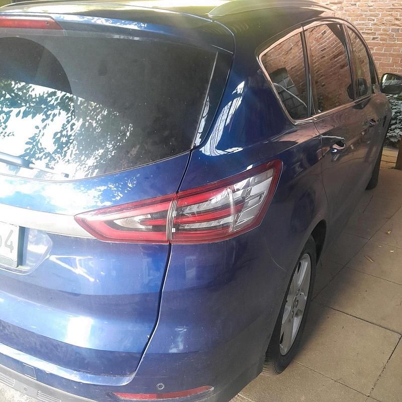 Gebraucht Ford S-MAX S 179 PS (131 kW) 2017 Blau Van / Kleinbus