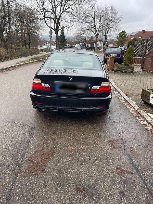 Gebraucht BMW 320 150 PS (110 kW) 1999 Schwarz Coupé