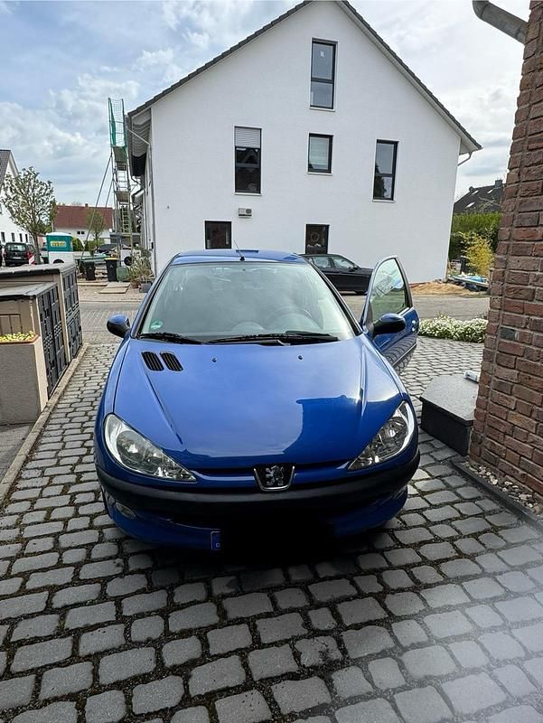 Gebraucht Peugeot 206 60 PS (44 kW) 2004 Blau Kleinwagen