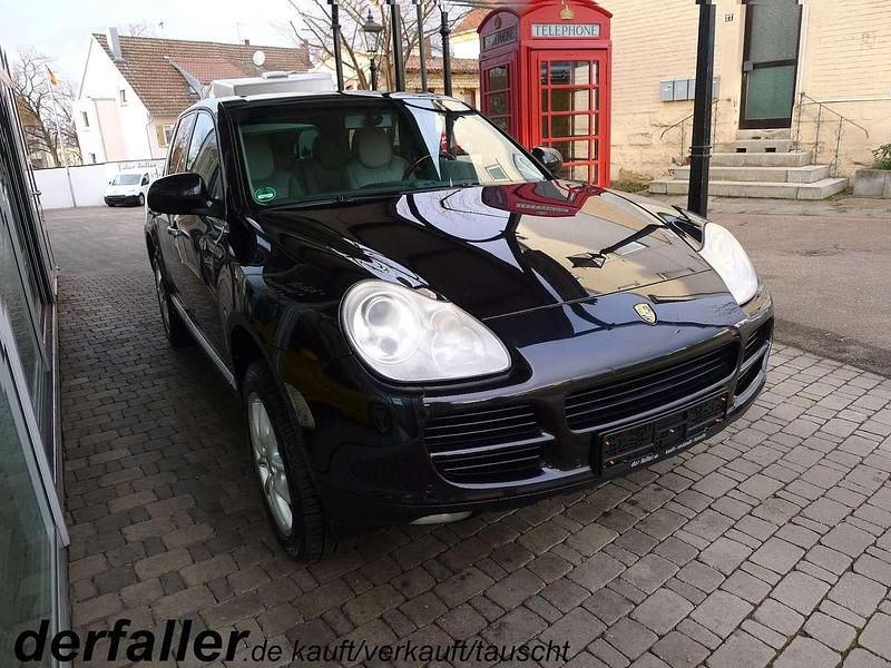 Second-hand Porsche Cayenne 250 CP (183 kW) 2005 Negru SUV