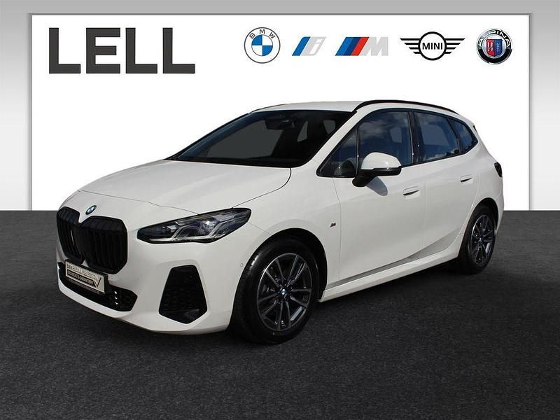 Weiß Gebraucht 2024 BMW 218 Active Tourer M Sport Van / Kleinbus | 28.850 € (Superpreis) - Bild 1/4