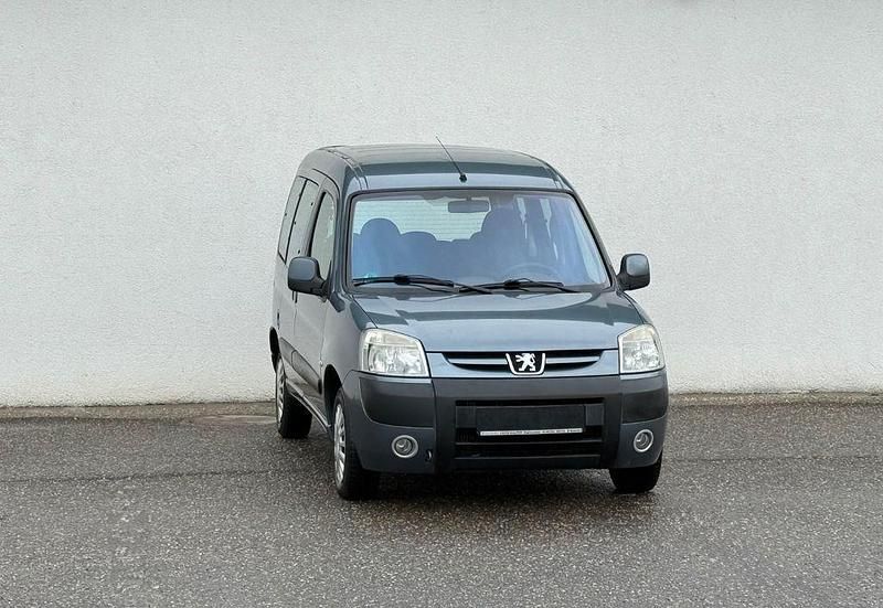 Grau Gebraucht 2007 Peugeot Partner Tendance Van | 2.999 € (Teuer) - Bild 1/4