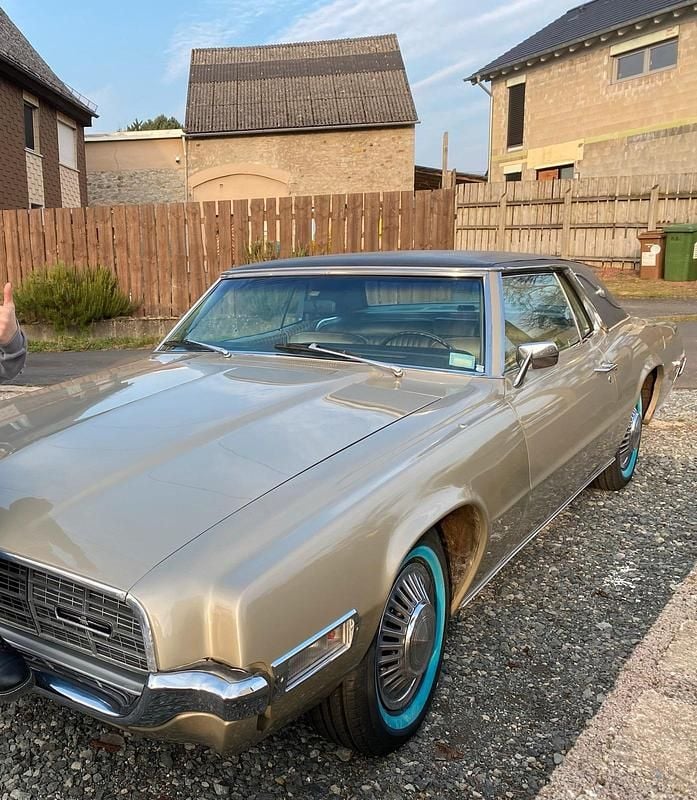 Beige Gebraucht 1968 Ford Thunderbird Coupé | 16.499 € - Bild 1/4