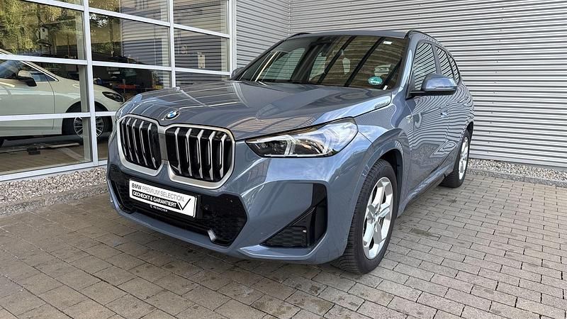 Bmw individual storm gray metal Gebraucht 2025 BMW X1 M Sport SUV | 52.449 € (Etwas zu teuer) - Bild 1/4