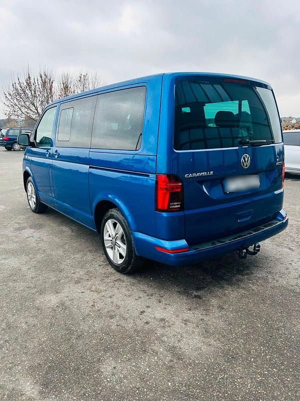 Gebraucht VW Caravelle 150 PS (110 kW) 2021 Blau Van / Kleinbus