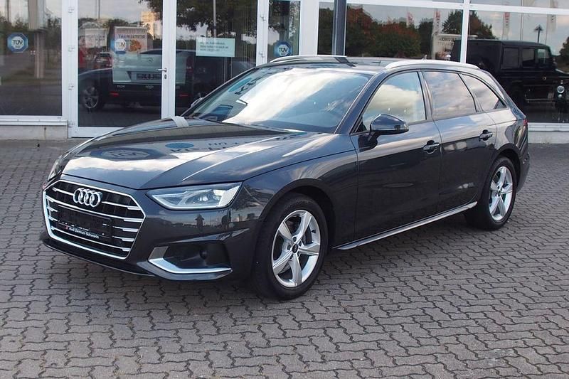 Grau Gebraucht 2023 Audi A4 Kombi | 28.298 € (Fairer Preis) - Bild 1/4